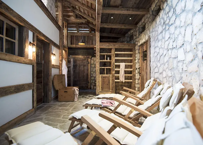 Post Alpina - Family Chalets Dolomites