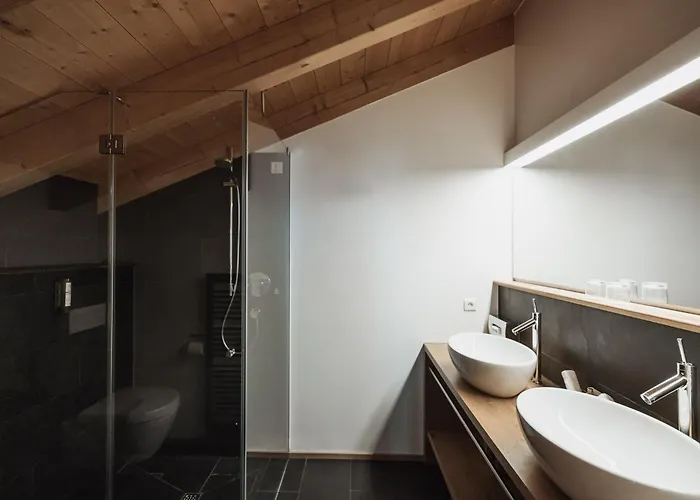 Zin Senfter Residence